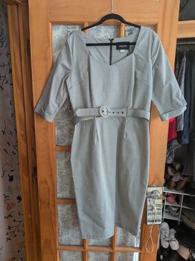 Collectif Black and White Houndstooth Midi Sheath Dress with Belt